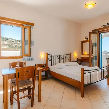 Pothiti Studios * Donoussa