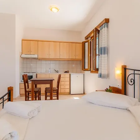 Pothiti Studios Apartment *