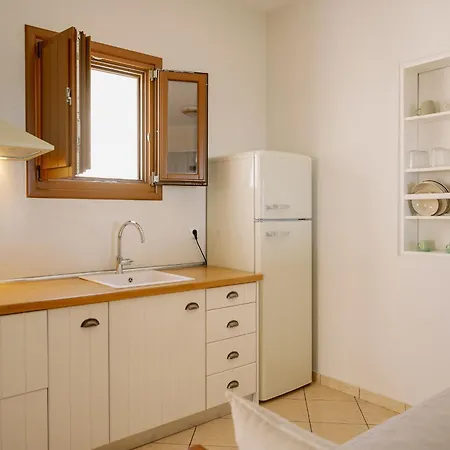 Pothiti Studios Apartment *